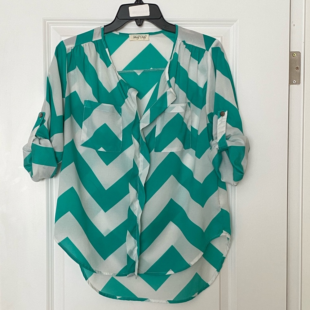 Hoity Toity Teal /Green Chevron Lightweight Blouse